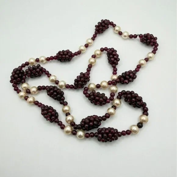30" Slip over Vintage GARNET "grape" cluster and faux pearl necklace! - Picture 5 of 13